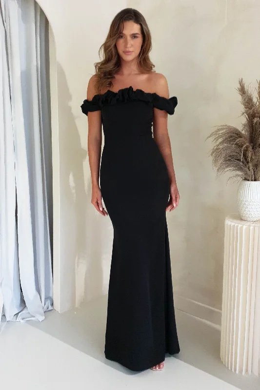 Leahanne Off The Shoulder Gown | Black