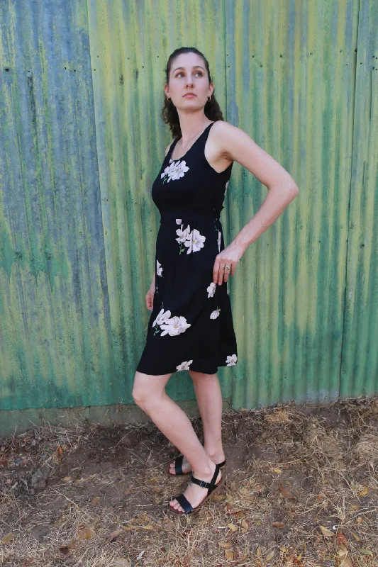 Hannah Dress in Black Magnolia