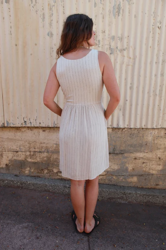 Hannah Dress in Oat Linen Stripe