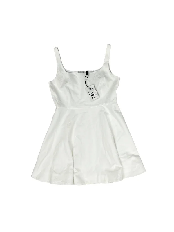 White Dress Casual Short Theory, Size 12