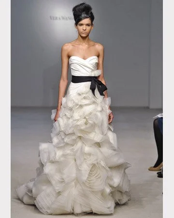 Vera Wang Ghillian Boho unclassified dresses